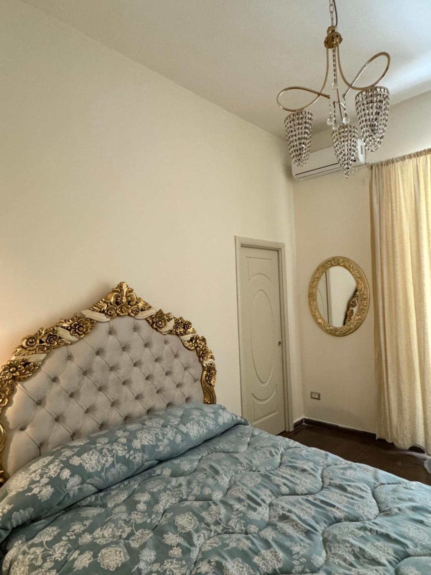 Maria Francesca Couette-café 3*